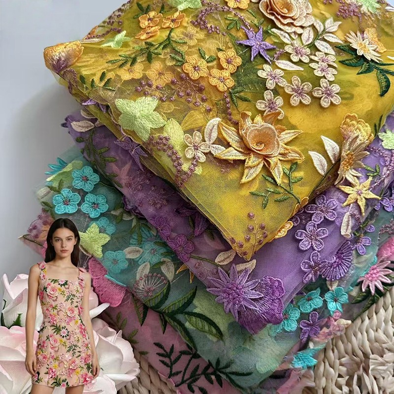 Tessuto in Tulle Ricamato Flor - Sewing In Textile recensione e prezzo