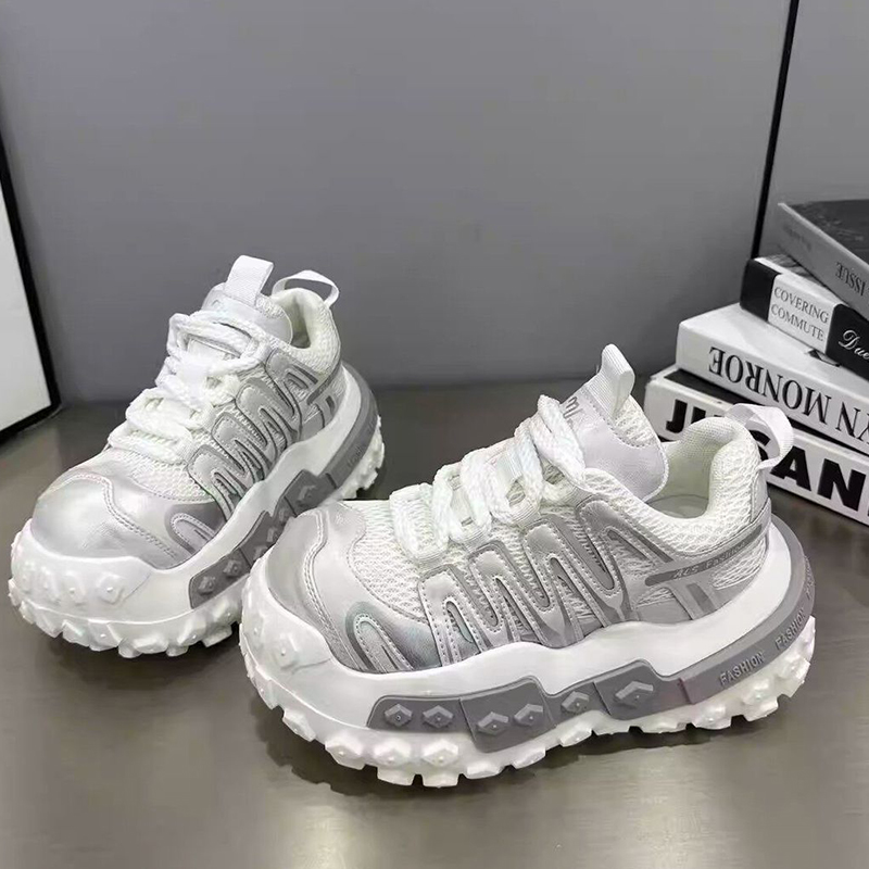 Sneakers Chunky di Alta Qualit - Sewing Latex recensione e prezzo